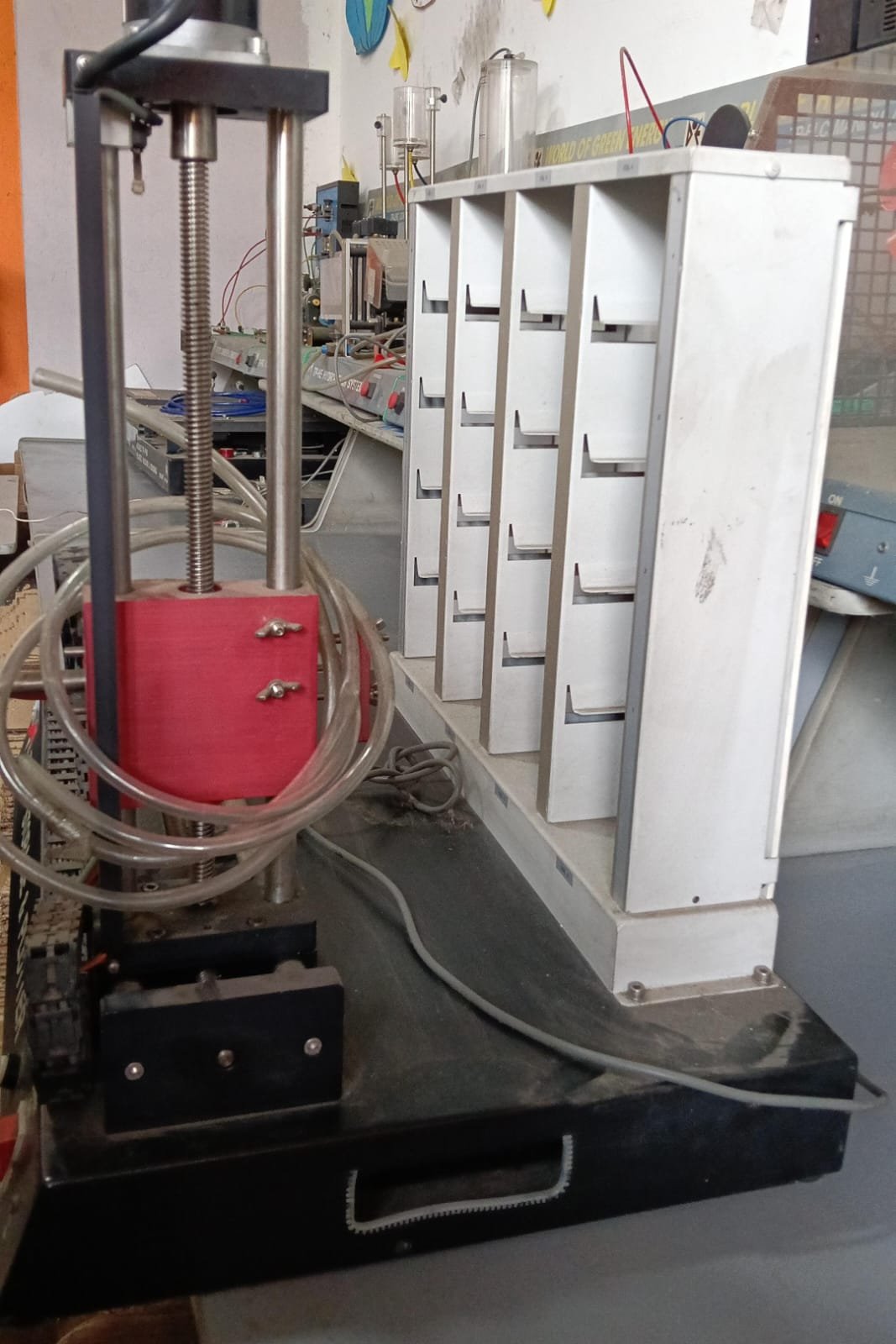 SISTEMA DE TECNGNOLOGÌA NEGRO Y GRIS, TECNOLOGÌA BÀSICA HIDRAULICA 02735