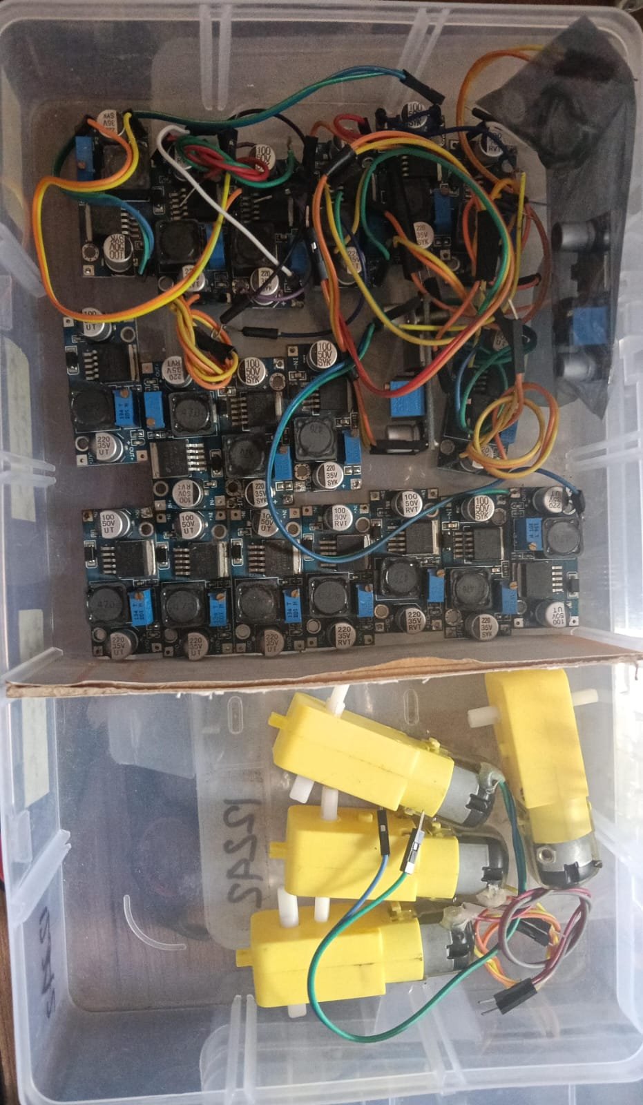 ACCESORIOS ARDUINO-REDUCTOR DE VOLTAJE-MOTOREDUCTOR