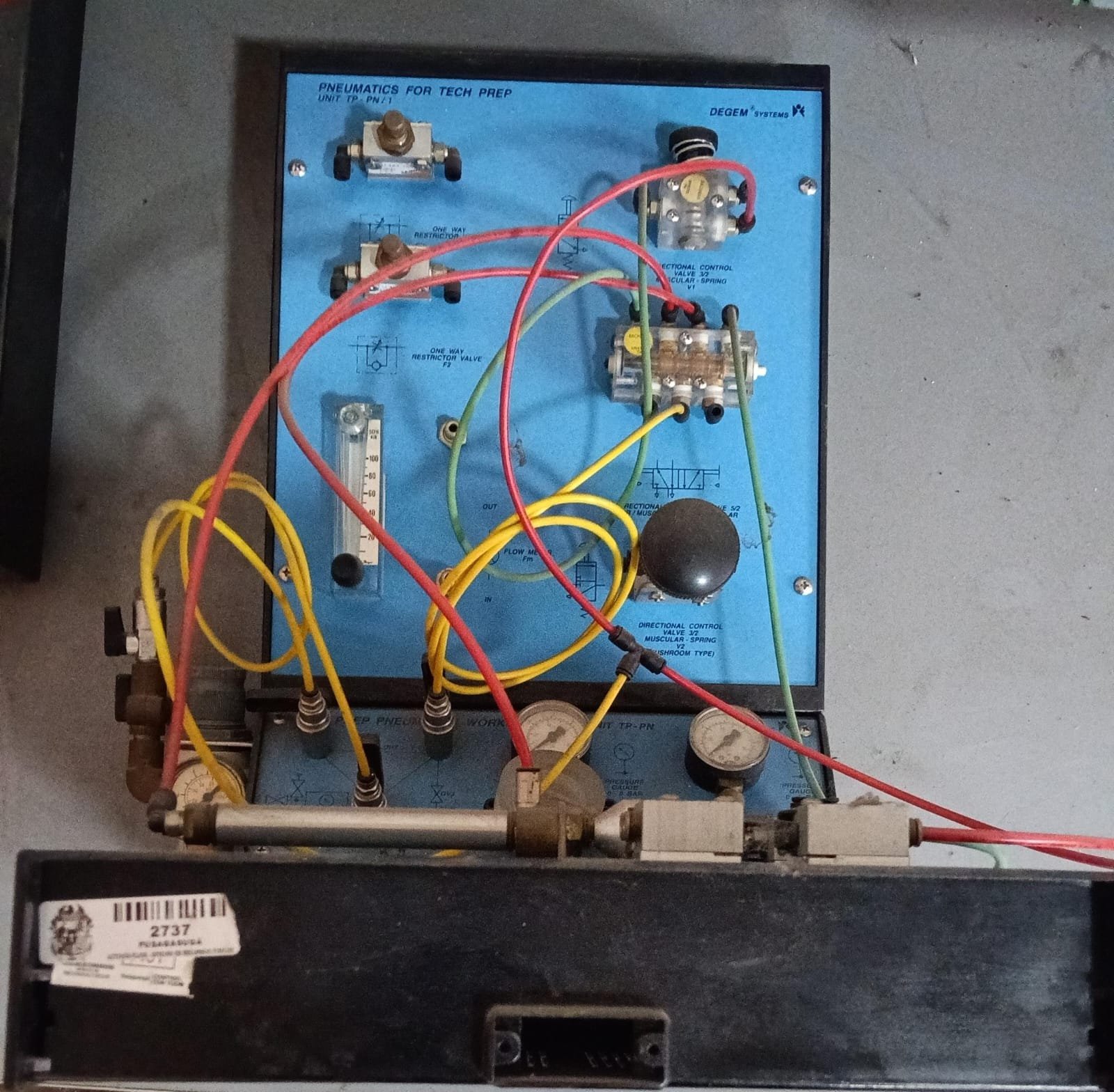 SISTEMA DE TECNOLOGÌA NEGRO Y GRIS, TECNOLOGIA BASICA NEUMÀTICA_02737