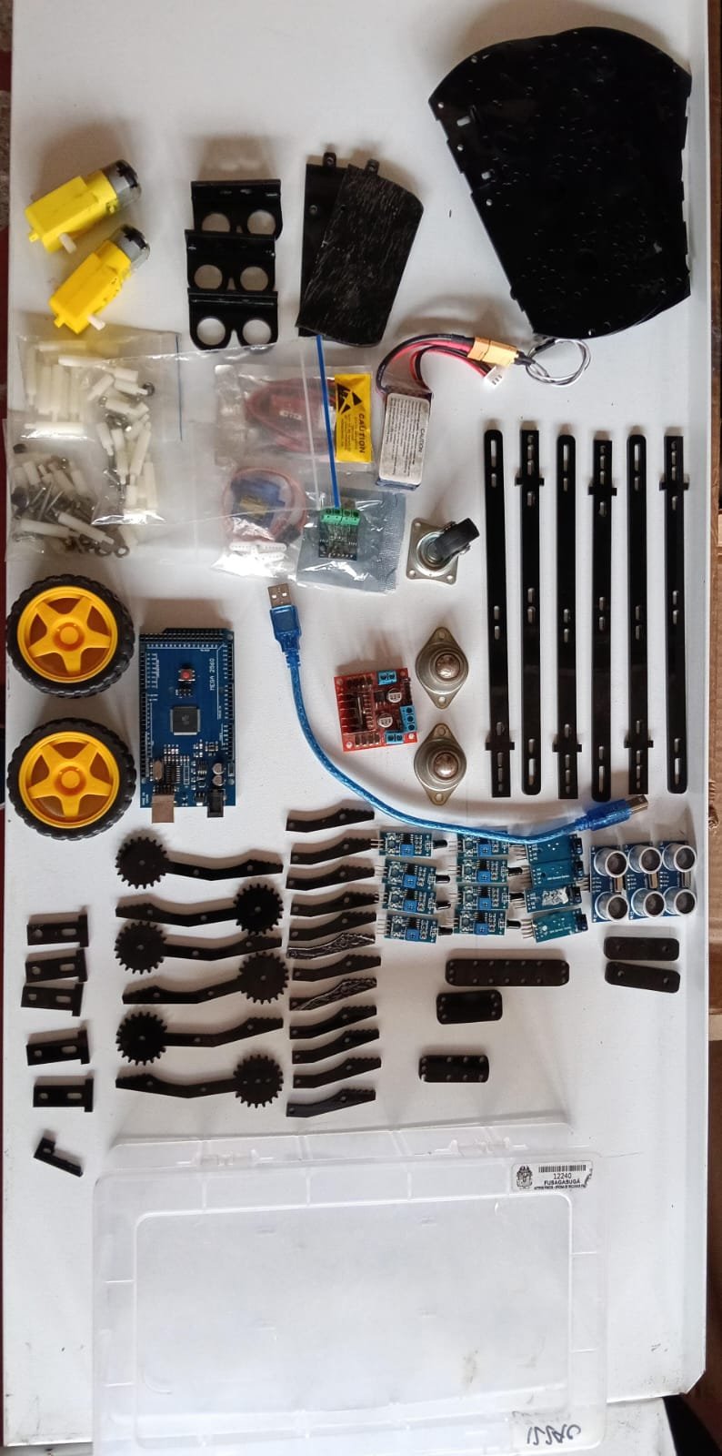 KIT DE ROBOTICA EDUCATIVA ROBOT TRIBOT DESARMADO (VISTRONICA)